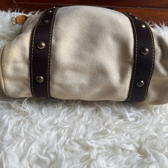 Authentic Louis Vuitton Canvas Antigua MM - Picture 3 of 15